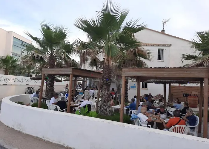 בית נופש Cap D'agde, Bord De Mer, 50 M De La Roquille, Climatise Et Wifi, אגדה